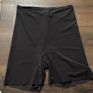 Women's Maidenform® Seamless Mid-Waist Thigh Slimmer